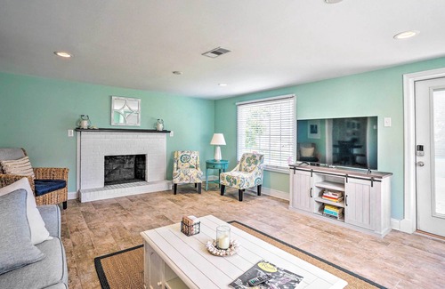 Dutton Casa | Chesapeake Bay Home: 200 Ft to Boat & Fish!