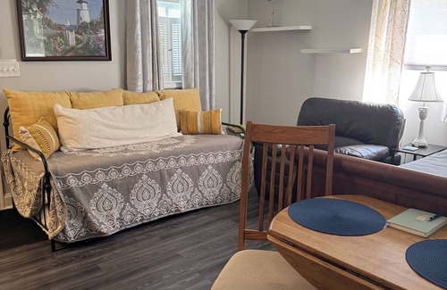 Stevensville Cabaña | Chesapeake Cottage