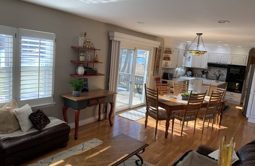 Deale Casa | Chesapeake Spectacular Waterfront- Kayaks, Spa, Pier