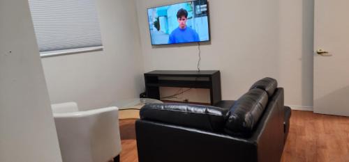 Winnipeg Apartamento | ChessKings Guest House - Unit 1
