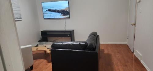 Winnipeg Apartamento | ChessKings Guest House - Unit 1