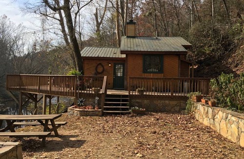 Dahlonega Cabina | CHESTATEE RIVER CABIN