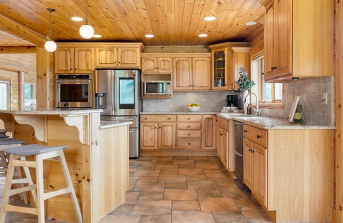 Hillsdale Cabina | Chester by AvantStay | Amazing Views, Secluded Home, A True City Escape!
