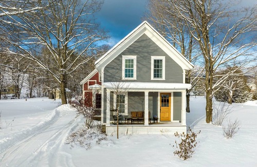 Chester Depot Casa | Chester Farmhouse Ski Retreat near Slopes