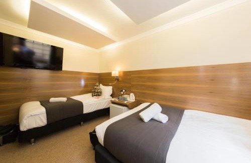 Warwick Hotel | Chester Hotel