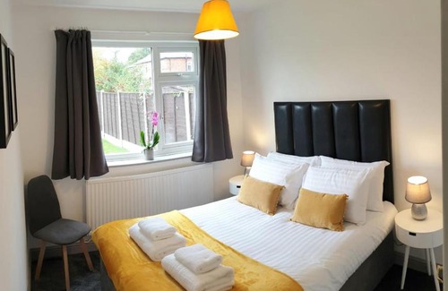 Chorlton-by-Backford Casa | Chester Zoo Family Retreat