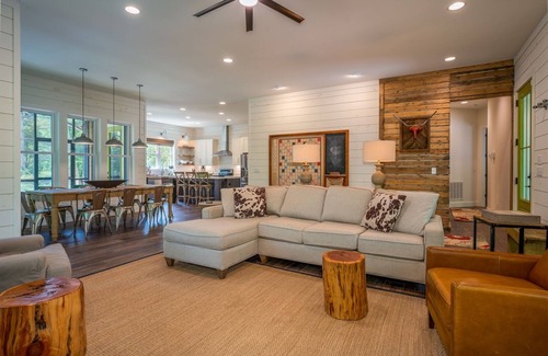 Pisgah Forest Casa | Chestnut Cottage | 3 Bed, 2 Bath