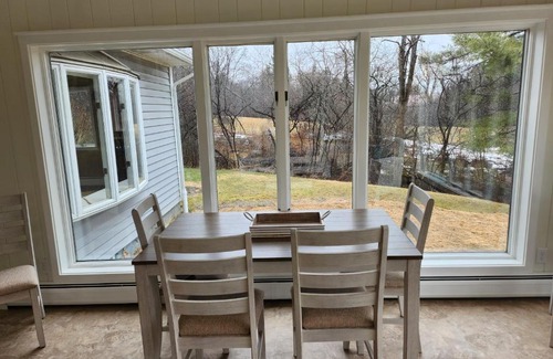 Watkins Glen Casa | Chestnut Cottage