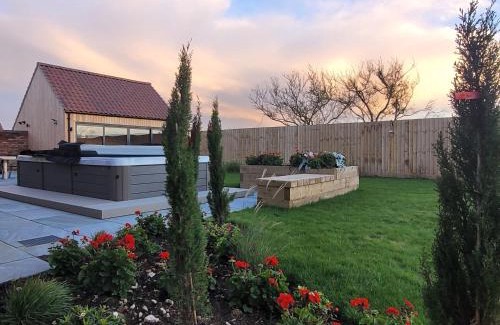 Dunholme Casa | Chestnut House, Ashlin Farm Barns
