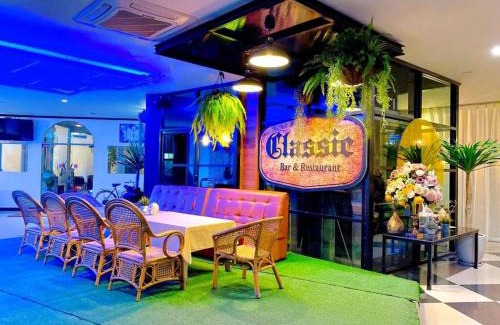 Vientiane Hotel | Cheuang Vanavong 2