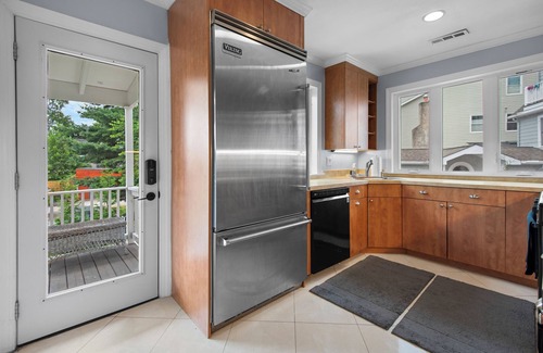 Northwest Casa | Chevy Chase 1920 charm 4 luxury bedrooms Spanish colonial close to everything,