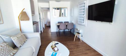 Les Restanques Apartamento | Chez Adriana Appartement Cosy avec Jardin, proche plage