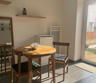 Millau Apartamento | Chez Ambre et Lulu - Appartement centre ville avec piscine