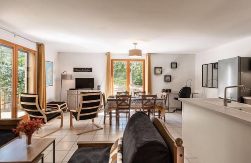 Lozari Casa | Chez Béatrice et Pascal by Interhome