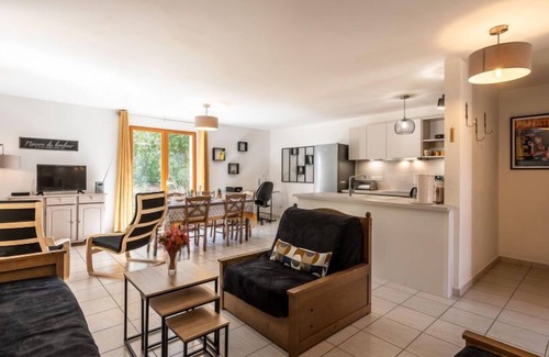 Lozari Casa | Chez Béatrice et Pascal by Interhome