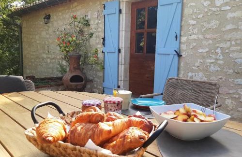 Flaugnac Cama Y Desayuno | Chez Berger, ruime 2 persoonskamer met kingsize bed