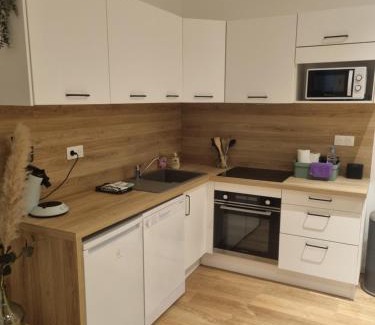Saint-Amand-les-Eaux Apartamento | Chez Clement et Mathilde - T2 hyper centre tout équipé