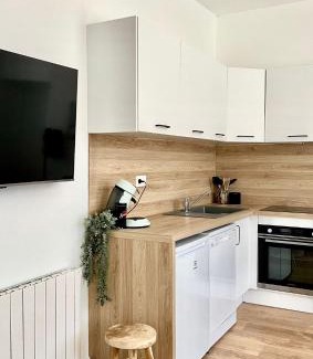 Saint-Amand-les-Eaux Apartamento | Chez Clement et Mathilde - T2 hyper centre tout équipé