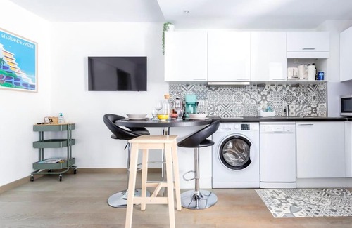La Petite Motte Apartamento | Chez David - joli studio avec parking privé et climatisation