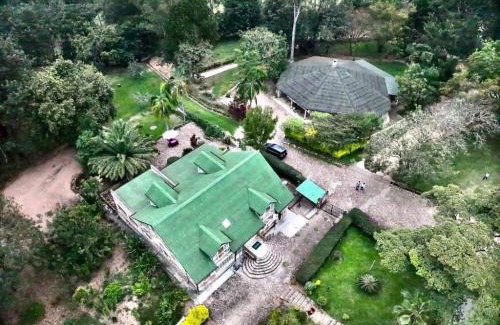 Nyanza Cabina | Chez Drocella Eglantine Lodge