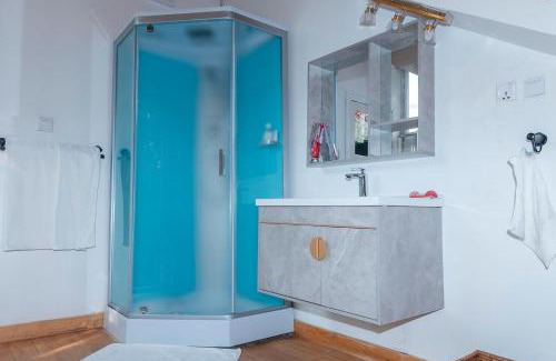 Nyanza Cabina | Chez Drocella Eglantine Lodge