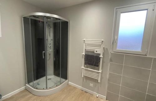 Villeneuve-du-Pareage Apartamento | Chez ERIC
