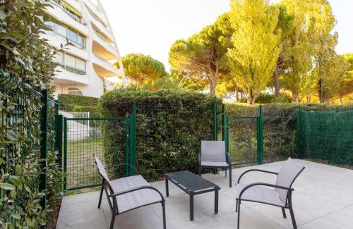 La Petite Motte Apartamento | Chez Erika - Magnifique T2 climatisé avec parking privé à quelques mètres des plages