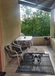 Le Montat Apartamento | Chez Fanny - Les Tuileries - Gîte 1-4 pers. avec jardin privatif - proche Cahors