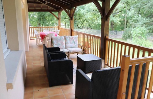 Pern Casa | Chez Jeanne - Pern - Gîte