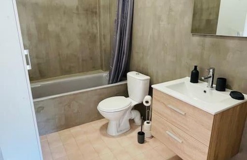 Bollene Apartamento | Chez Léo I - Appartement T2 proche Tricastin