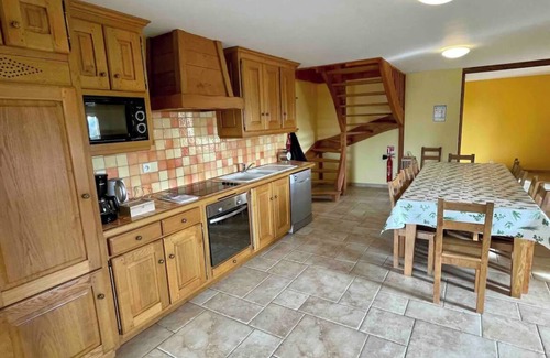 Pelussin Casa | Chez la Marie, Maison de Caractère et de Quiétude
