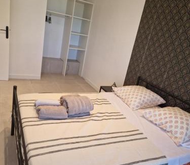 10th Arrondissement Apartamento | CHEZ LALLA