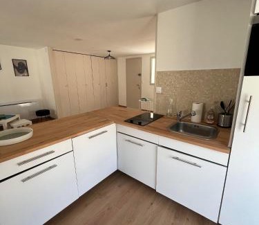 Verdun Apartamento | Chez Lucie&Pierre Appartement relaxant - Centre Ville Verdun - Géré par PrestaZen'Services