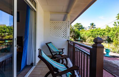 La Passe Hotel | Chez Marston