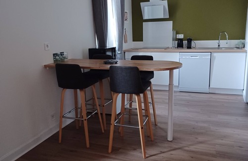 Condom Apartamento | Chez Monette brand-new apartment. Ideal for visiting beautiful Gascony.