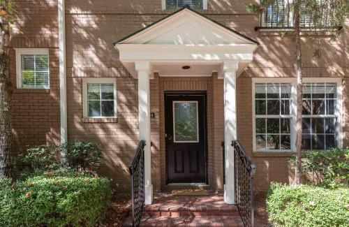 Atlanta Casa | Chez Nous