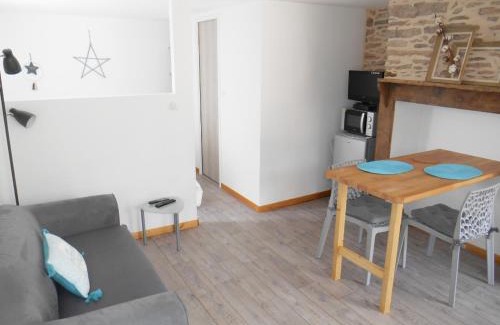 Aubazine Casa | Chez Papy et Mamie