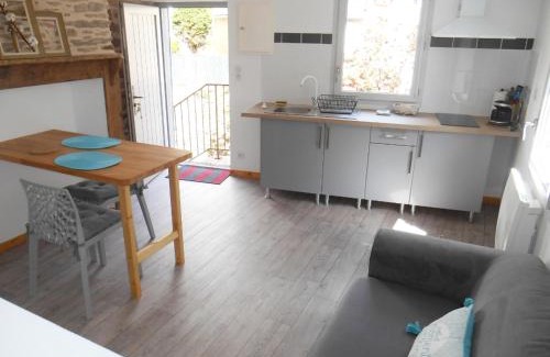 Aubazine Casa | Chez Papy et Mamie