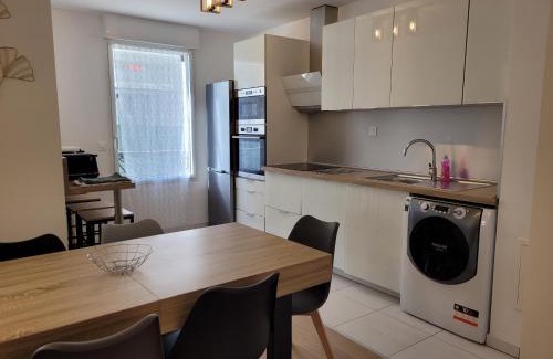 Chessy Apartamento | Chez Patron T3 2BR with 2 parking near Disneyland Paris & train station-Chessy