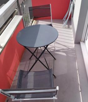 Verdun Apartamento | Chez Romain, appartement proche commerces et centre ville