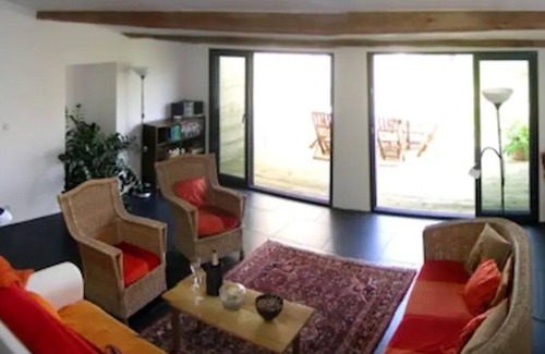 Arces Otro | Chez Sampo: Comfort Plus Peace With Nearby Beaches And Beautiful Countryside