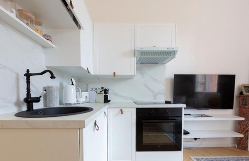 Carnot Apartamento | Chez Sarah charming apartment for congresses and holidays LIVE IN CANNES