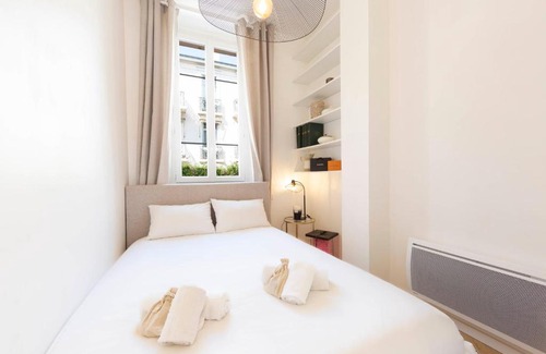 Carnot Apartamento | Chez Sarah charming apartment for congresses and holidays LIVE IN CANNES