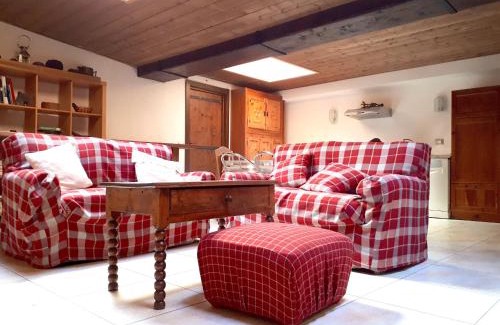 Courmayeur Apartamento | Chez Soi Taverna Alloggio A Courmayeur