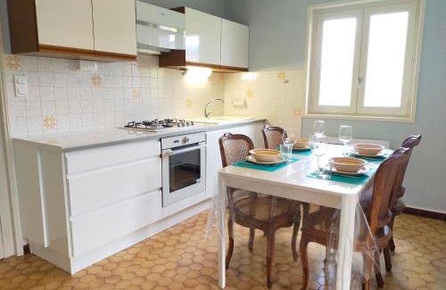 Saint-Julien-Chapteuil Apartamento | Chez Tata Malou - Maison avec jardin, cour fermée, proche toutes commodités