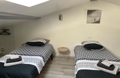 Montbrun-des-Corbieres Apartamento | Chez Tony et Laurie
