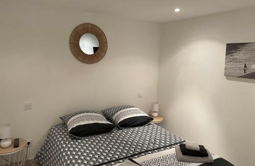Montbrun-des-Corbieres Apartamento | Chez Tony et Laurie