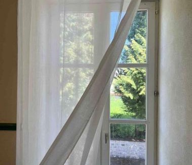 Saint-Gervais-d'Auvergne Casa | Chez Vanessa Entrée privée avec escalier