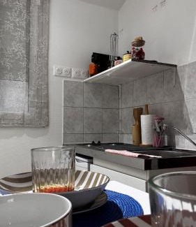 Louis Bertrand-Mirabeau-Semard Apartamento | Chez Zaynou