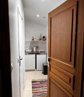 Louis Bertrand-Mirabeau-Semard Apartamento | Chez Zaynou